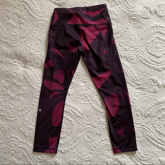 Lululemon crop pants - Picture 2 of 5